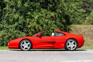 Bild 5/50 von Ferrari F 355 GTS (1997)