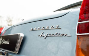 Image 35/88 of Peugeot 404 Coupé (1968)