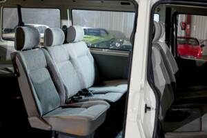 Image 43/56 of Volkswagen T4 Kombi 2.0 (1998)