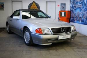Image 2/42 of Mercedes-Benz 500 SL (1992)