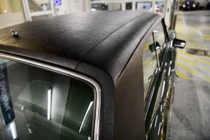 Image 42/48 of Rolls-Royce Corniche I (1977)
