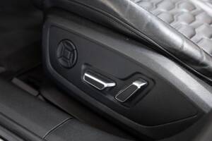 Image 12/40 of Audi RS6 Avant (2019)