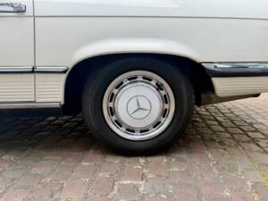 Image 50/50 of Mercedes-Benz 280 SL (1984)