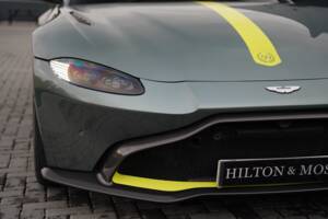 Bild 27/50 von Aston Martin V8 Vantage AMR (2020)