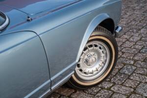 Bild 2/69 von Mercedes-Benz 230 SL (1967)