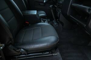 Obraz 46/50 pojazdu Land Rover Defender 90 (2013)