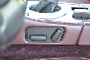 Image 32/50 de Aston Martin V8 Vantage (2005)