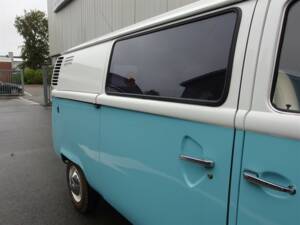 Bild 22/99 von Volkswagen T2b Kastenwagen (1977)
