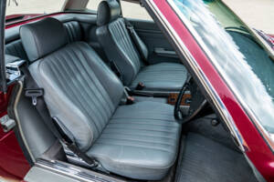 Afbeelding 24/36 van Mercedes-Benz 300 SL (1989)