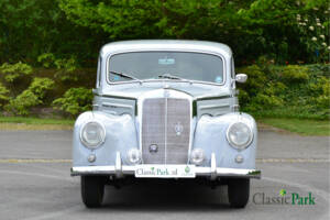Image 7/50 of Mercedes-Benz 220 (1952)