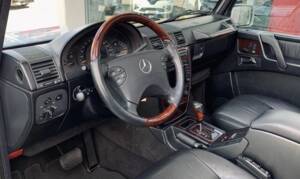 Image 8/16 of Mercedes-Benz G 400 CDI (SWB) (2001)