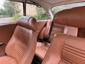 Image 13/53 of Alfa Romeo 1750 GT Veloce (1971)