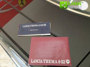 Immagine 3/50 di Lancia Thema 8.32 (1989)