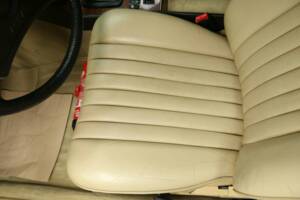 Image 12/30 of Mercedes-Benz 280 CE (1984)