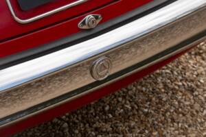 Image 44/50 of Jaguar Mk II 3.8 (1964)