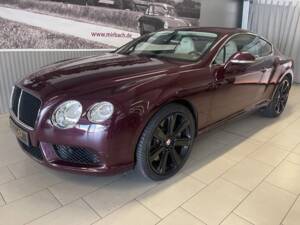Image 3/20 of Bentley Continental GT V8 (2012)
