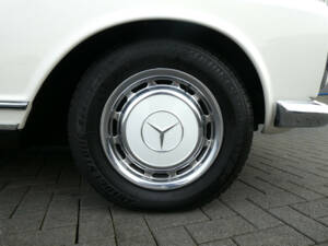 Imagen 24/25 de Mercedes-Benz 280 SL (1968)