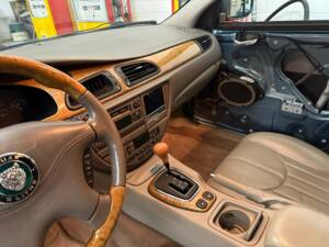 Imagen 8/15 de Jaguar S-Type 3.0 V6 (2000)