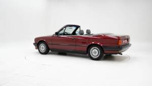 Bild 4/15 von BMW 318i (1992)
