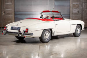 Image 5/28 de Mercedes-Benz 190 SL (1961)