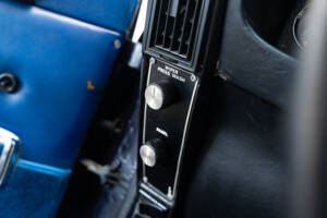 Bild 9/36 von Aston Martin DBS V8 (1972)