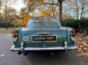 Image 31/50 de Aston Martin DB 4 (1963)