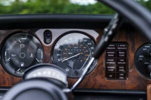 Image 35/37 of Bentley Corniche I (1978)