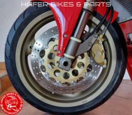 Bild 31/35 von Ducati 916 (1998)