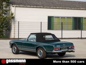 Image 8/15 of Mercedes-Benz 280 SL (1968)