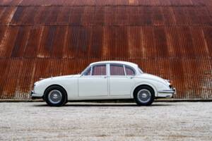 Bild 7/51 von Jaguar 240 (1968)
