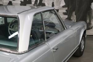 Bild 30/45 von Mercedes-Benz 280 SL (1968)