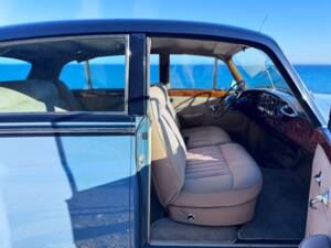 Image 9/46 of Bentley S 2 (1961)