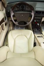 Immagine 22/38 di Mercedes-Benz SL 320 (1997)