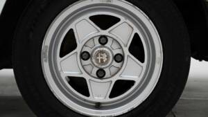 Image 11/15 of Alfa Romeo 2000 Spider (1984)