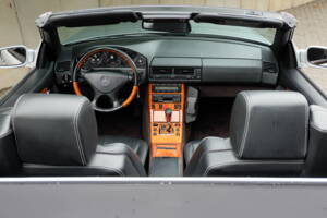 Bild 28/63 von Mercedes-Benz SL 320 &quot;Final Edition&quot; (2001)