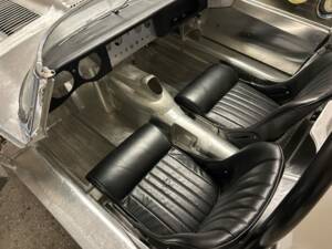 Bild 25/25 von Jaguar E-Type 4.2 (1965)