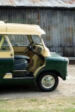 Image 22/50 of Bedford CA Dormobile (1961)
