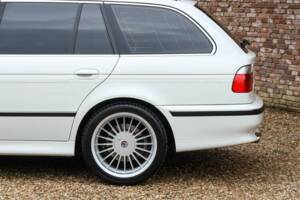 Bild 26/50 von ALPINA B10 V8 Touring (2000)