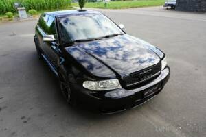 Image 9/41 of Audi RS4 Avant (2000)
