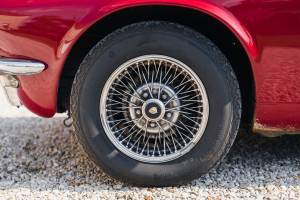 Image 8/16 of Jaguar XJ 6 C 4.2 (1975)