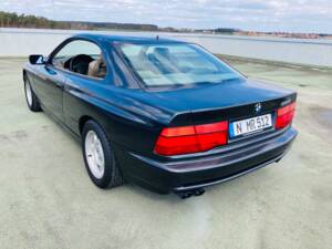 Immagine 6/15 di BMW 850i (1992)