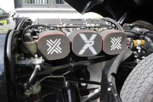 Image 7/24 of Jaguar E-Type (1970)