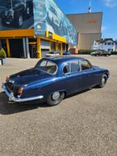 Image 8/18 of Jaguar S-Type 3.8 (1964)