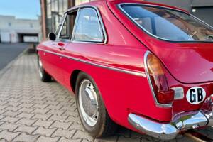 Bild 13/21 von MG MGC GT (1968)