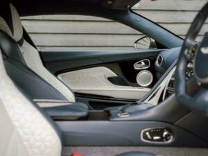 Bild 57/82 von Aston Martin DBS Superleggera (2018)