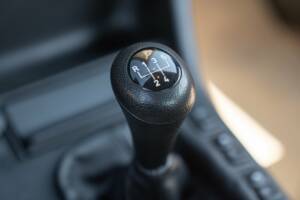 Bild 45/50 von BMW 320i (1989)