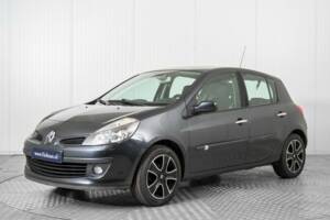 Imagen 1/15 de Renault Clio III 1.4 16V (2006)