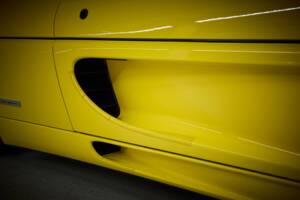 Image 47/100 of Ferrari F 355 Spider (1999)
