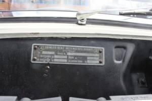 Immagine 8/15 di Mercedes-Benz 190 SL (1959)