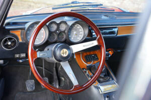 Image 36/50 of Alfa Romeo 2000 GTV (1972)